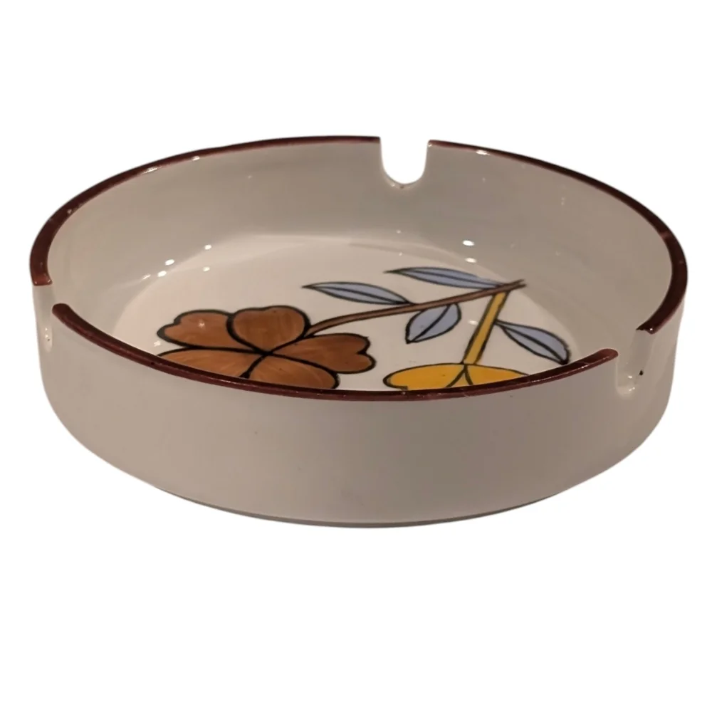 Vintage MCM hand painted flower power stoneware ashtray. 5
